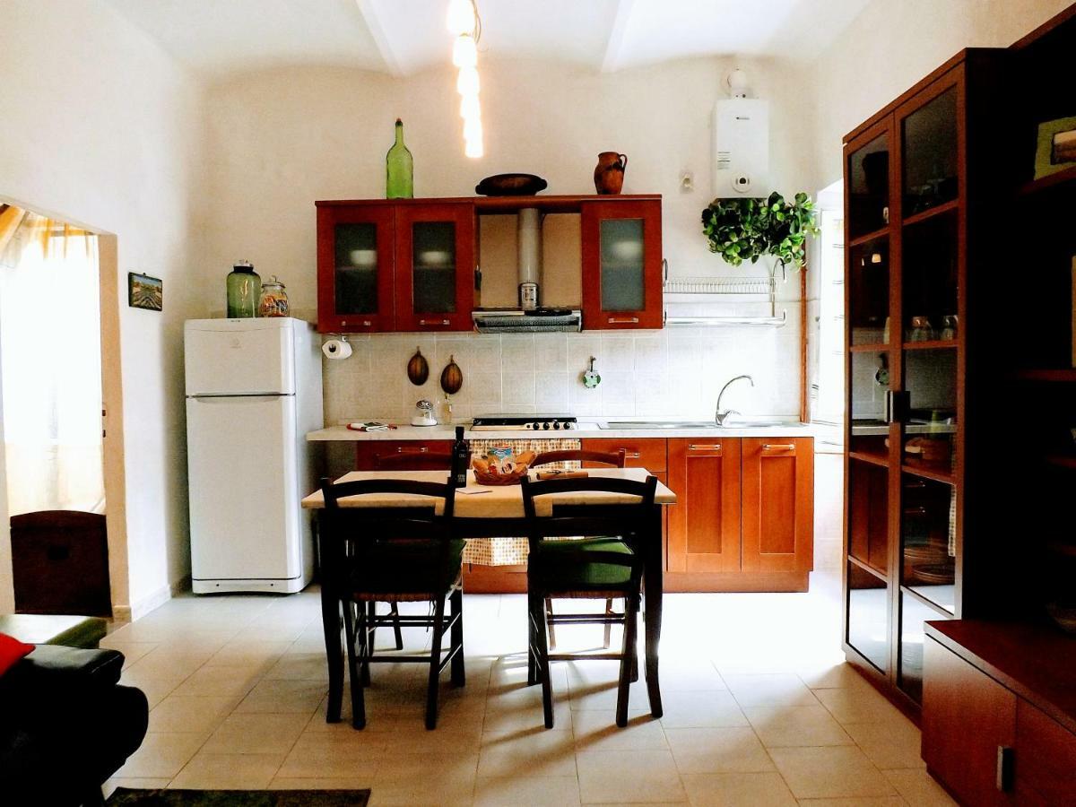 Centralissimo Nel Cuore Del Borgo Суверето Экстерьер фото